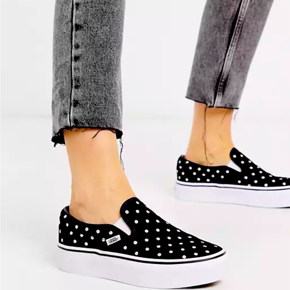 Vans polkadots. Excellent condition! Vans never quite fit me :(
